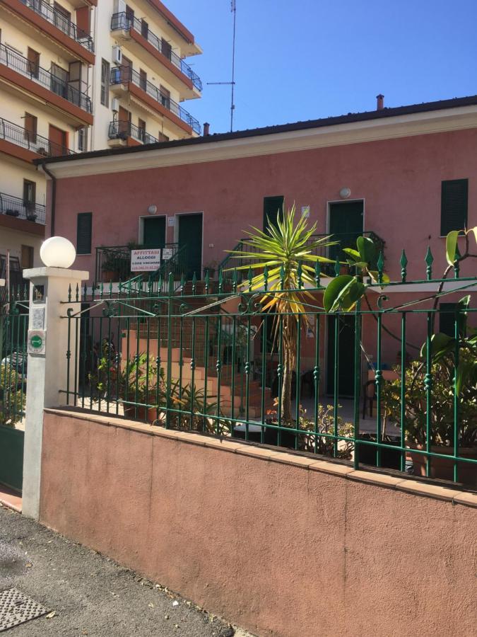 Villamareblu Ventimiglia Eksteriør bilde