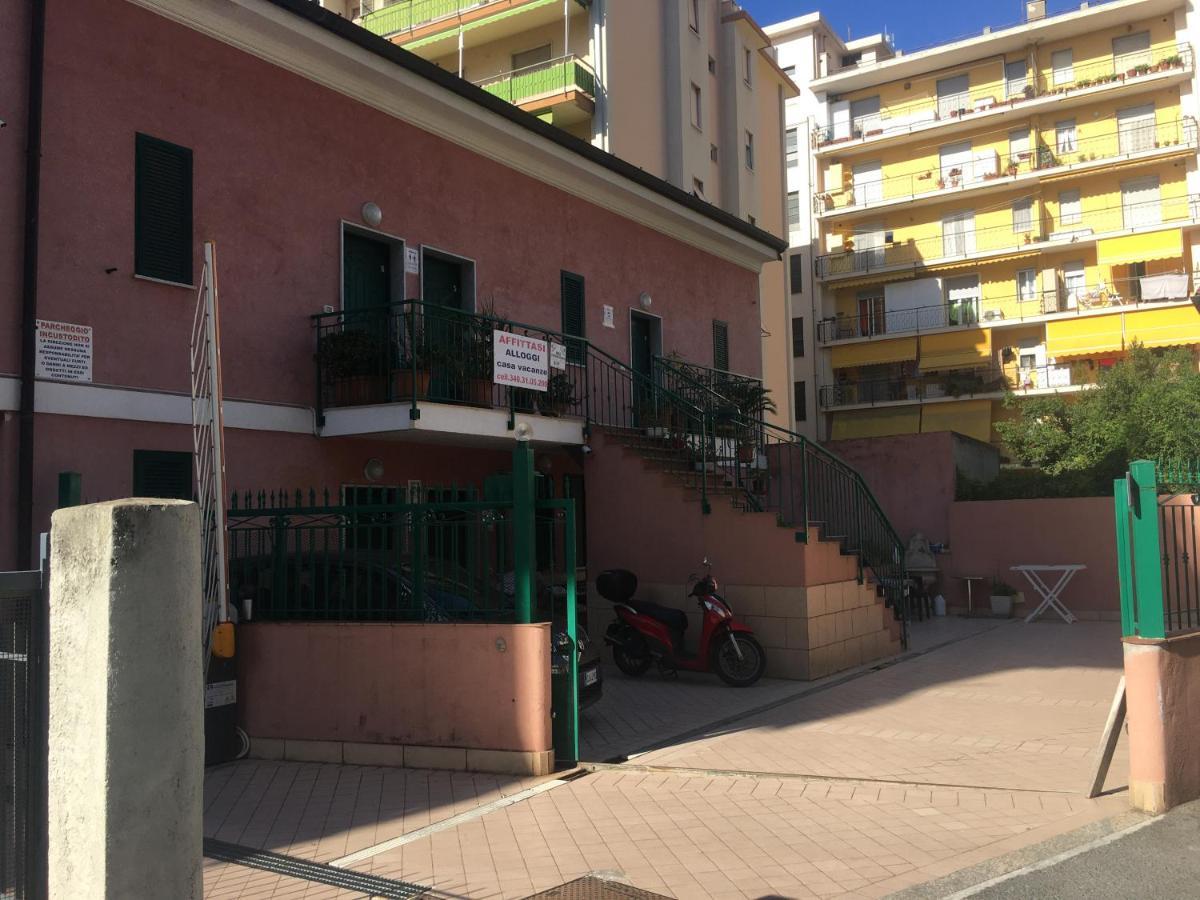 Villamareblu Ventimiglia Eksteriør bilde