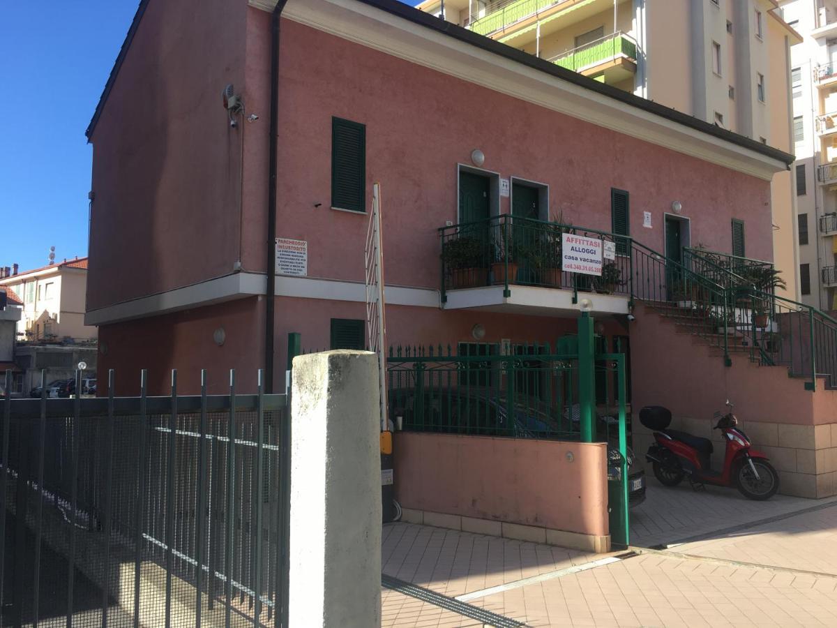 Villamareblu Ventimiglia Eksteriør bilde