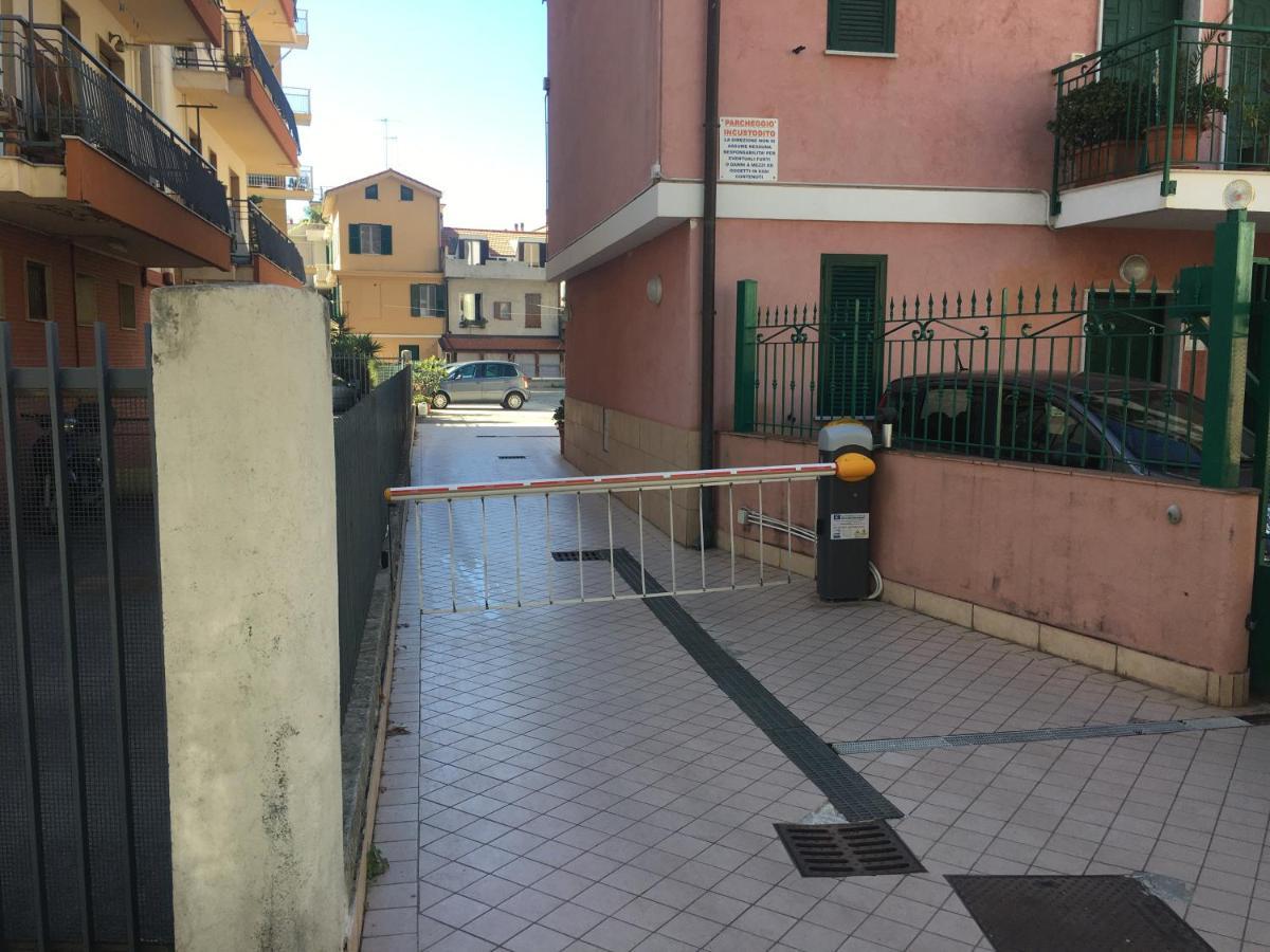 Villamareblu Ventimiglia Eksteriør bilde