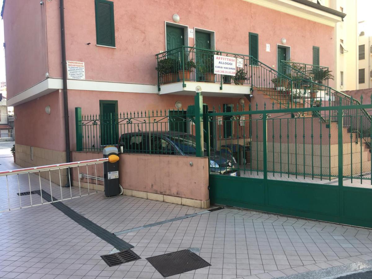 Villamareblu Ventimiglia Eksteriør bilde