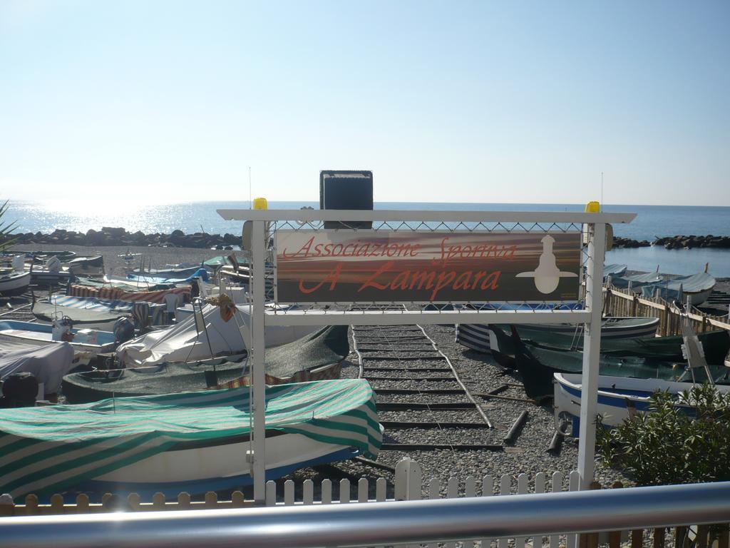 Villamareblu Ventimiglia Eksteriør bilde