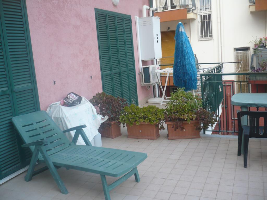 Villamareblu Ventimiglia Eksteriør bilde