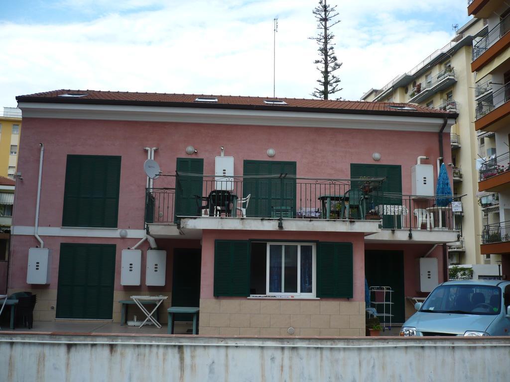 Villamareblu Ventimiglia Eksteriør bilde